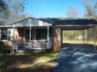 247 Phoenix Cir, Smoaks, SC 29481