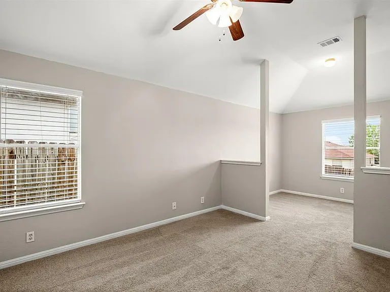 14901 Nuttall Dr — Photo 12
