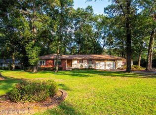 400 Thornton Pl, Mobile, AL 36609