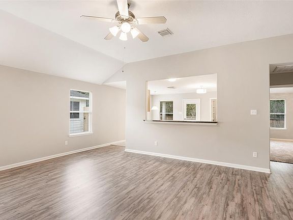 3rd image of 15427 Forest Creek Farms Dr