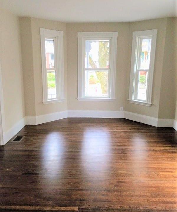 1st image of 34 Willow Ave #1
