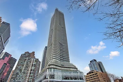 11 Wellesley St W Photo 1