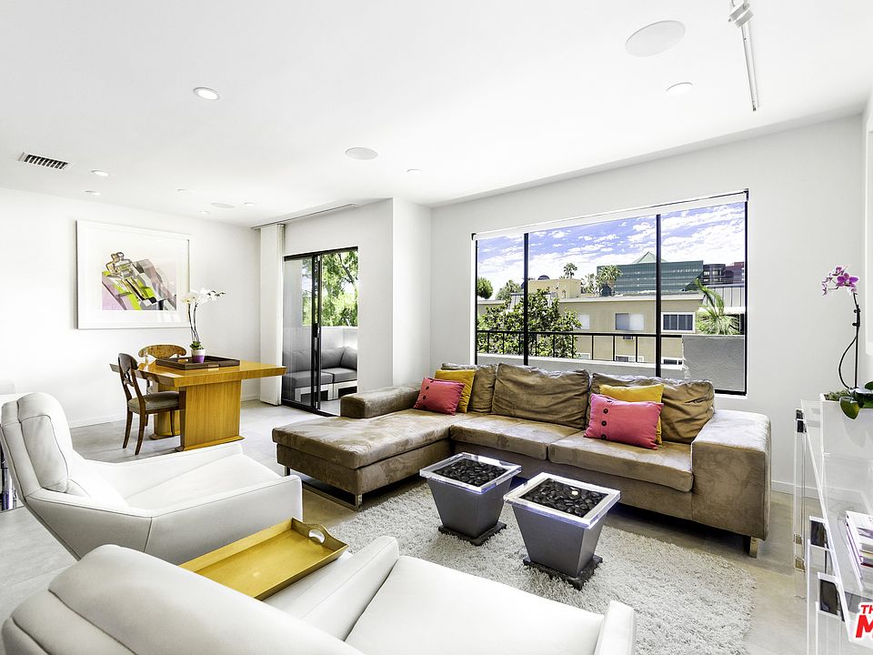 1st image of 700 Westmount Dr APT 309