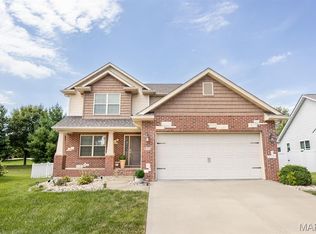 832 Bridgeway Dr, O Fallon, IL 62269