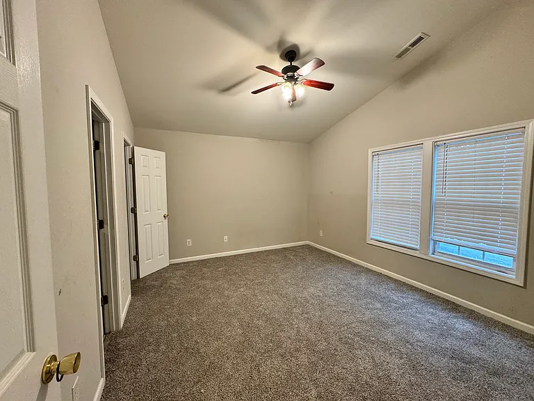 1804 Butterfly Ln — Photo 14