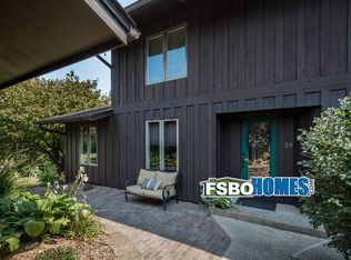 6401 Utica Ridge Rd UNIT 29, Davenport, IA 52807