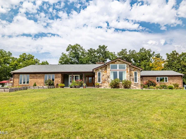 2485 Maples Branch Rd, Sevierville, TN 37876