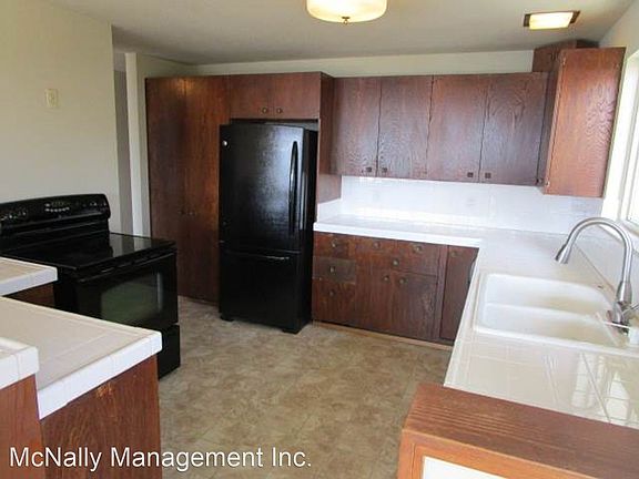 5th image of 6118 18th St NW