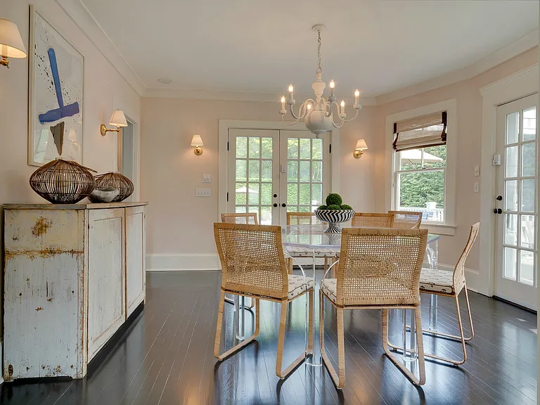 52 Osborne Ave — Photo 4