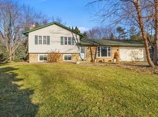 2330 Hidden Valley Ln, Stillwater, MN 55082