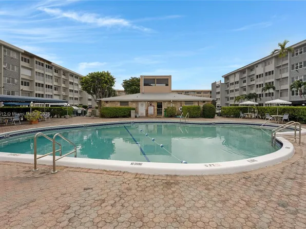 330 SE 2nd St APT 303F, Hallandale, FL 33009