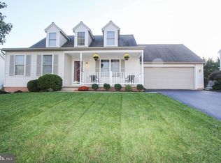19736 Marigold Dr, Hagerstown, MD 21742