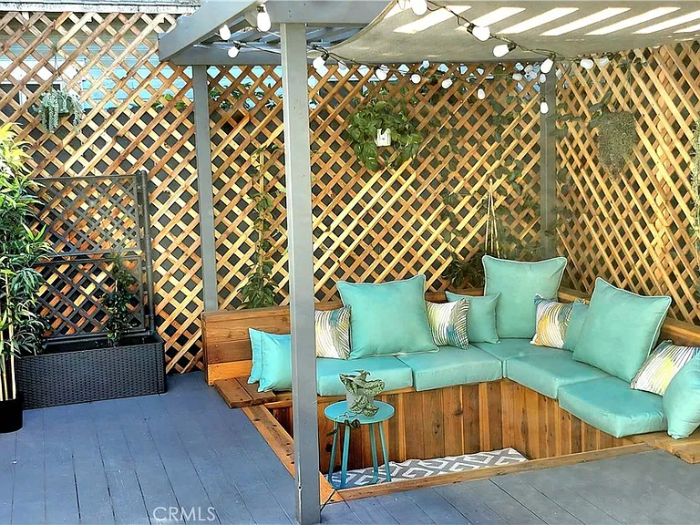 2353 Beach Ave — Photo 21