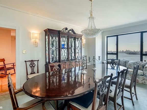 2nd image of 425 E 58th St APT 38E