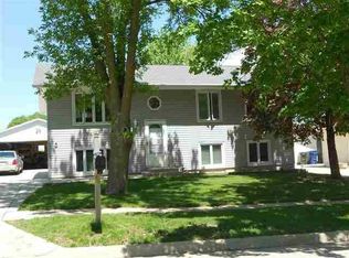 3934 Valdez Dr, Waterloo, IA 50701