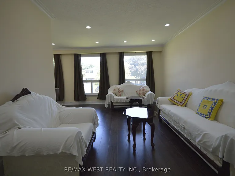 84 Kearney Dr — Photo 4