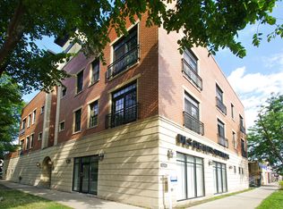 4136 N Western Ave, Chicago, IL