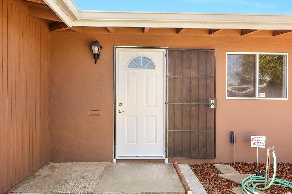 1st image of 6531 Channing Dr