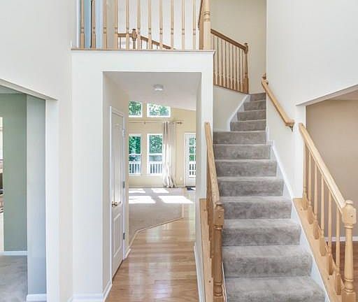 4th image of 10094 Pebblestone Dr