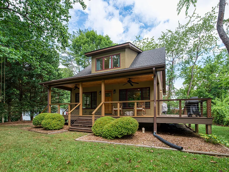 9 Boyd Ave — Photo 110