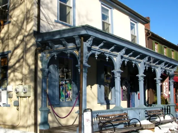 41 Bridge St, Frenchtown, NJ 08825