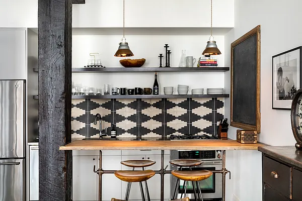 Sold by Compass | media 5