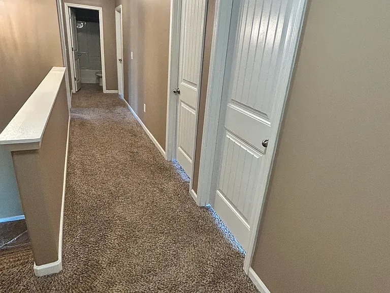 327 Lost Lake Dr — Photo 8