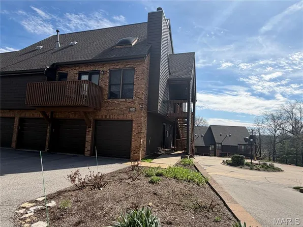 5196 Hollow Wood Ct APT C, Saint Louis, MO 63128