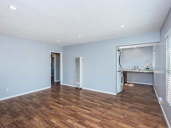2nd image of 2253 Felspar St