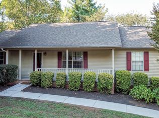 846 Greenwich Dr, Maryville, TN 37803