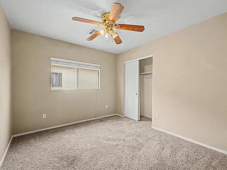 33856 N Cherry Creek Rd — Photo 19
