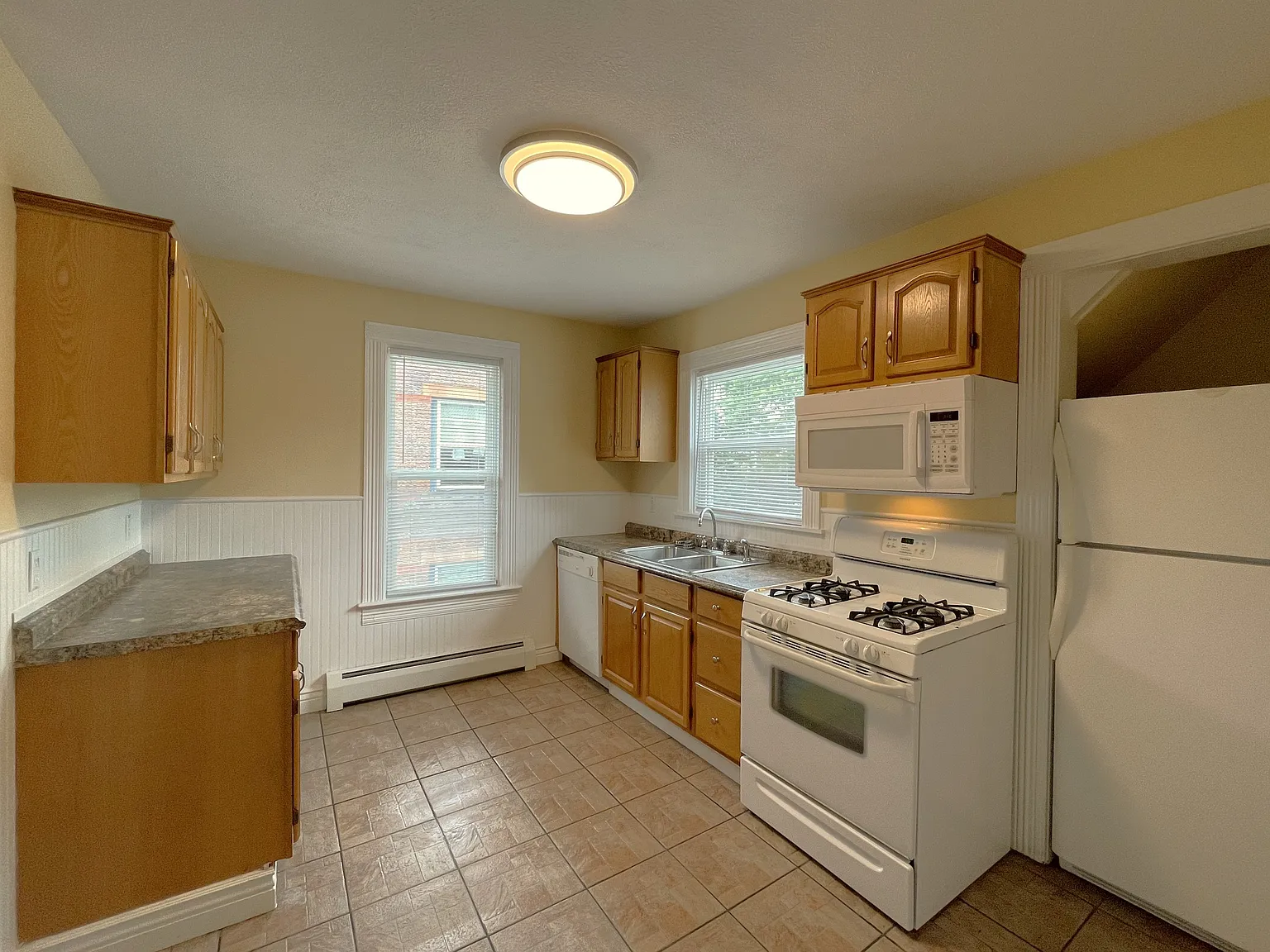 2 bed, 959 sqft, $1,295 — Photo 2