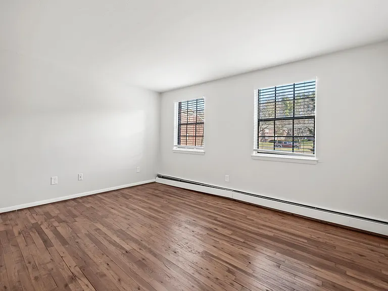 101 Sycamore Ln #C — Photo 11