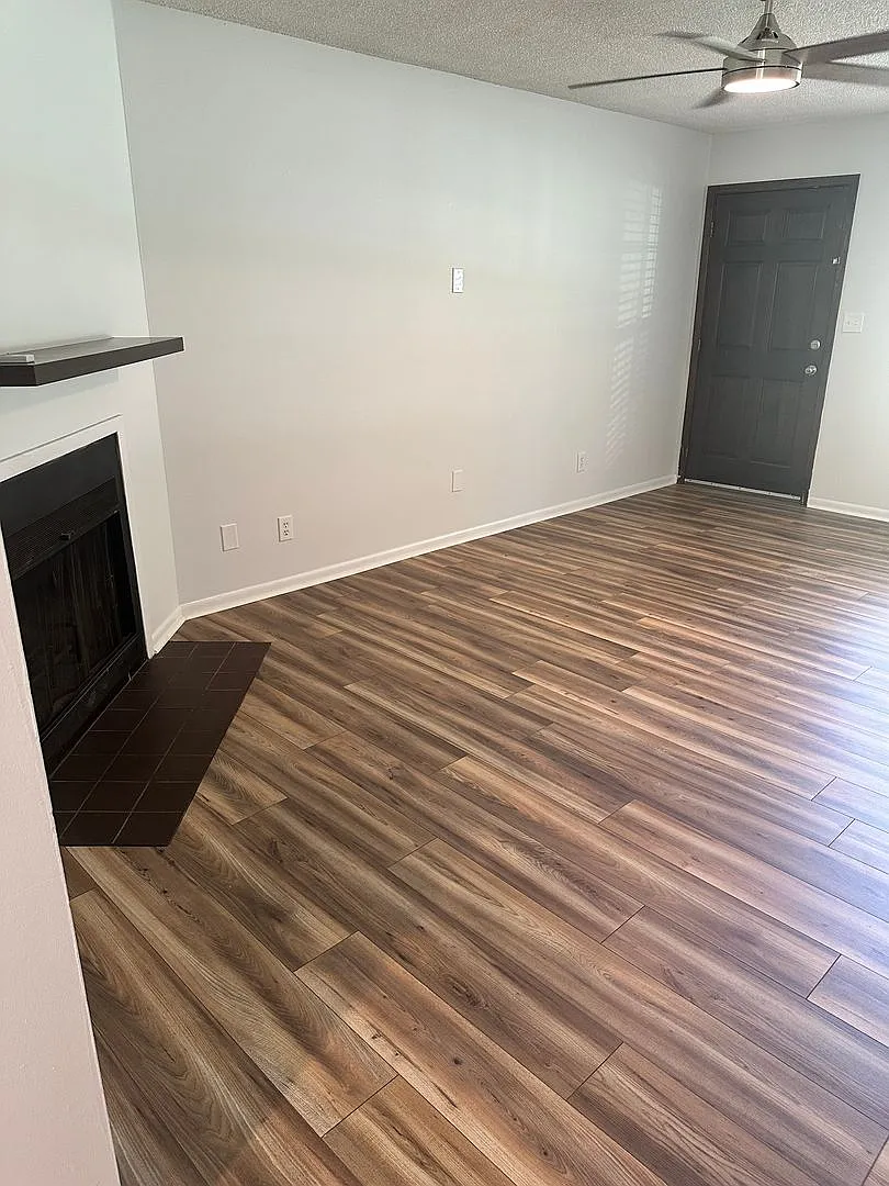 2BD/2BA Duplex near VSU & Valdosta Mall — Photo 3