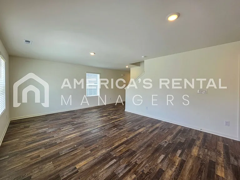 2132 Addison Way SW — Photo 13