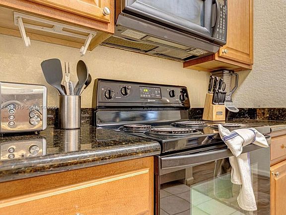 4th image of 8112 Poinciana Blvd Unit 1401