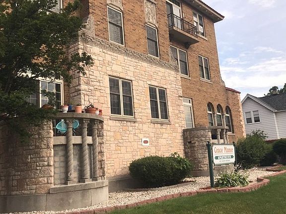 2nd image of 425 S Monroe Ave APT 1G