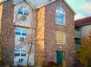 320 Cunat Blvd APT 3A, Richmond, IL 60071