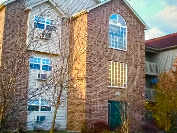 320 Cunat Blvd APT 3A, Richmond, IL 60071