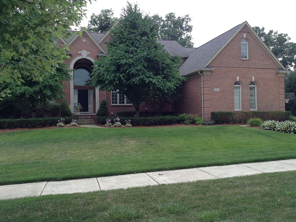 1st image of 2378 Hawthorne Dr S