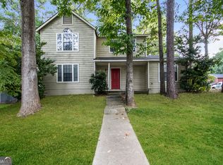 4348 Woodcrest Ct, Stone Mountain, GA 30083