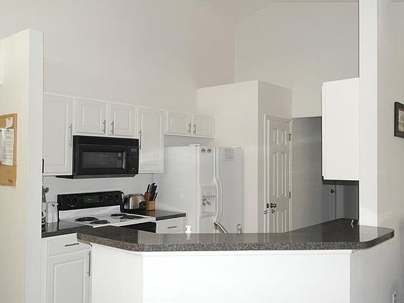 2nd image of 1364 Rebecca Dr