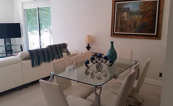 3rd image of 901 Hillcrest Dr APT 202