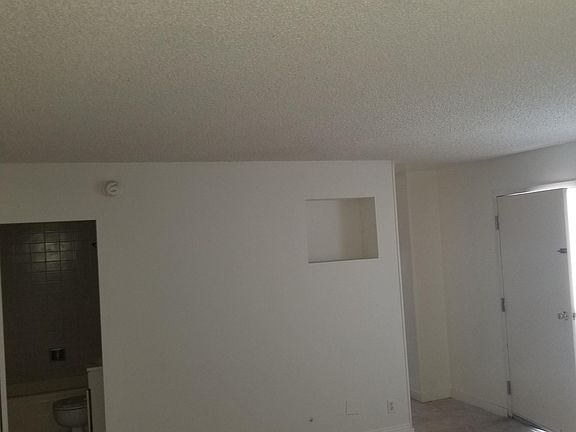 2nd image of 1333 S Beverly Glen Blvd #113