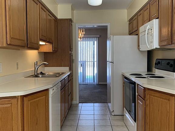 5th image of 2954 Briarwick Ct