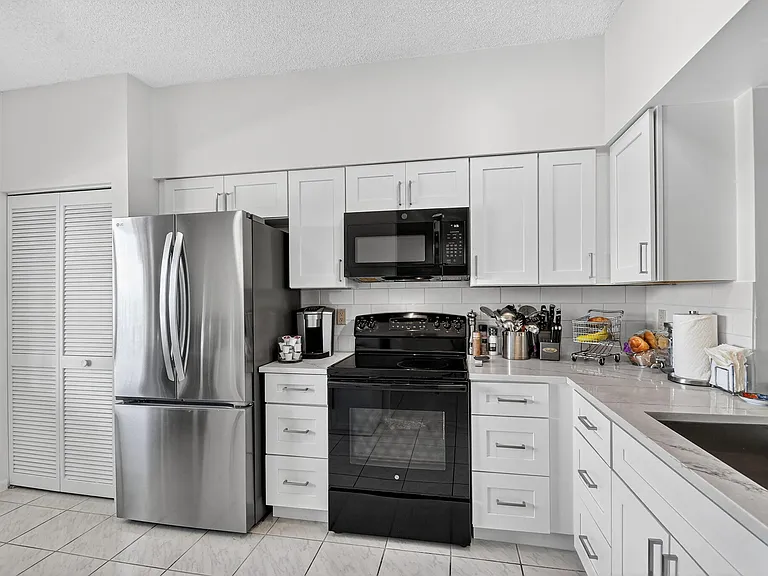 6193 Pointe Regal Cir #402 — Photo 8