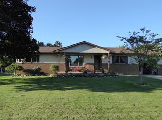 35549 Richwood Ln, Richmond, MI 48062