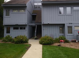 1522 Grandview Ct, Kansasville, WI 53139