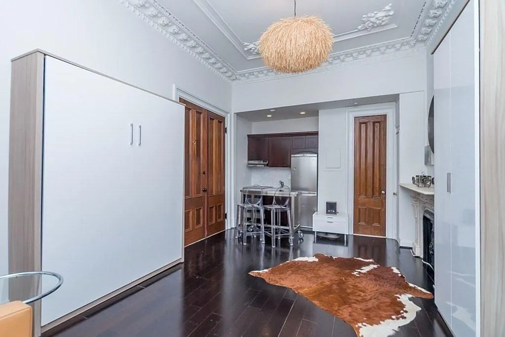 Studio, $2,250 — Photo 1