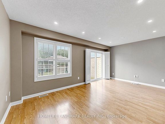 4th image of 78 Bonello Cres